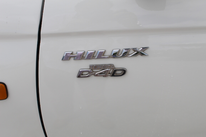 Toyota Hilux D4D 2.5 TD 4x4 3 Lug. | Imagem 8