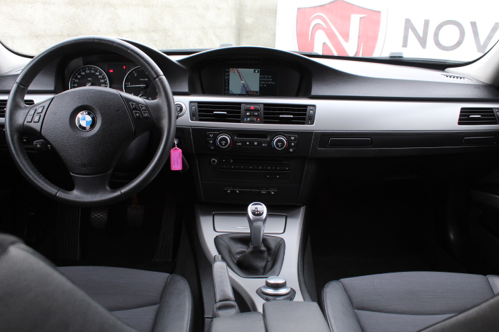 BMW 320 D TOURING | Imagem 11