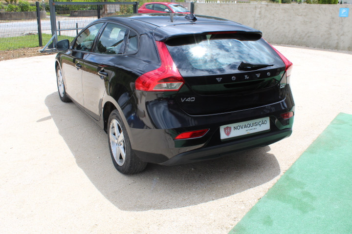 Volvo V40 1.6 D2 SUMMUM CX AUTO | Imagem 6