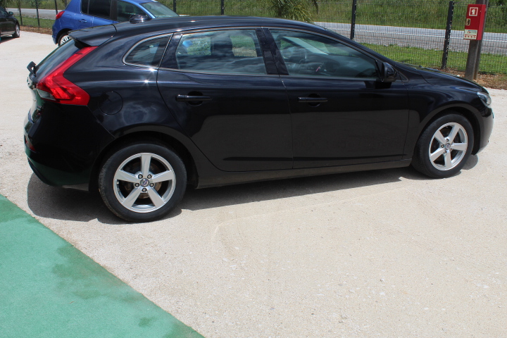 Volvo V40 1.6 D2 SUMMUM CX AUTO | Imagem 8