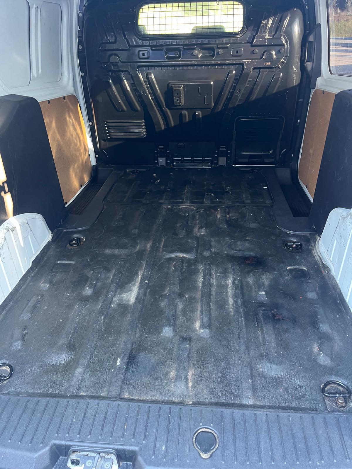 Ford TRANSIT 1.6 TDCI TREND LONGA | Imagem 18