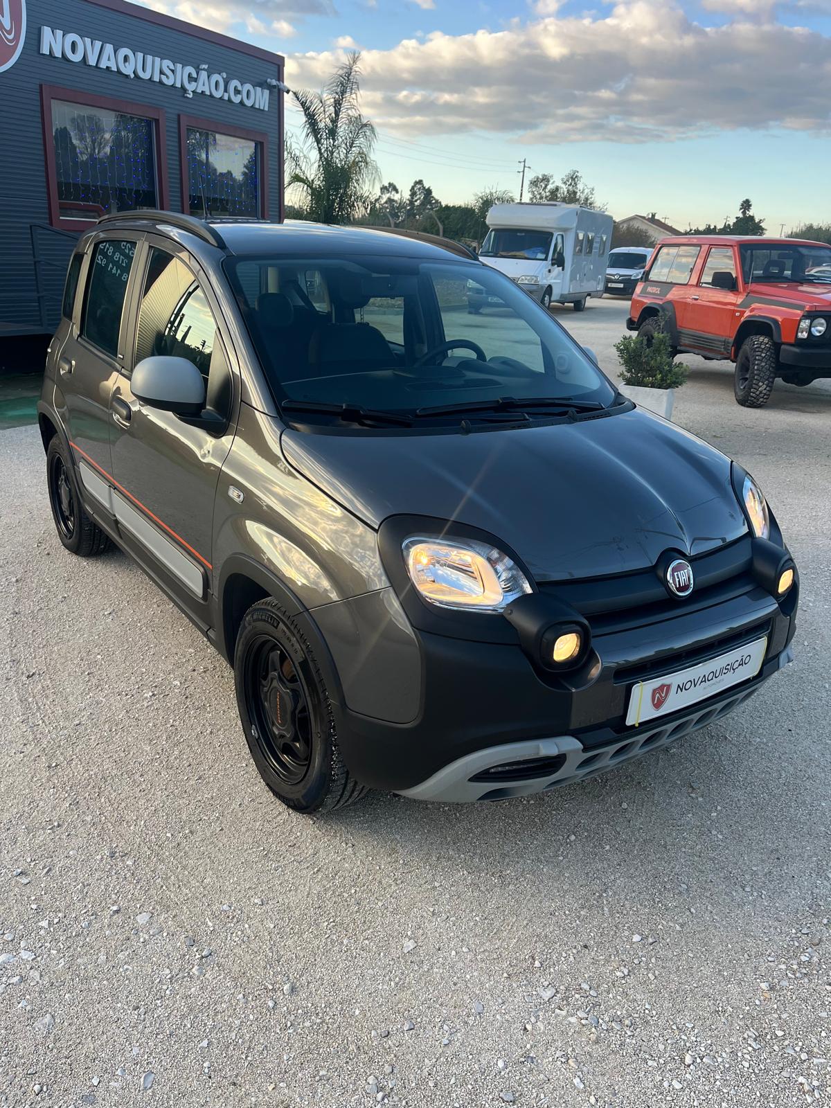 Fiat Panda 1.0 MILD-HIBRID GARMIN | Imagem 13