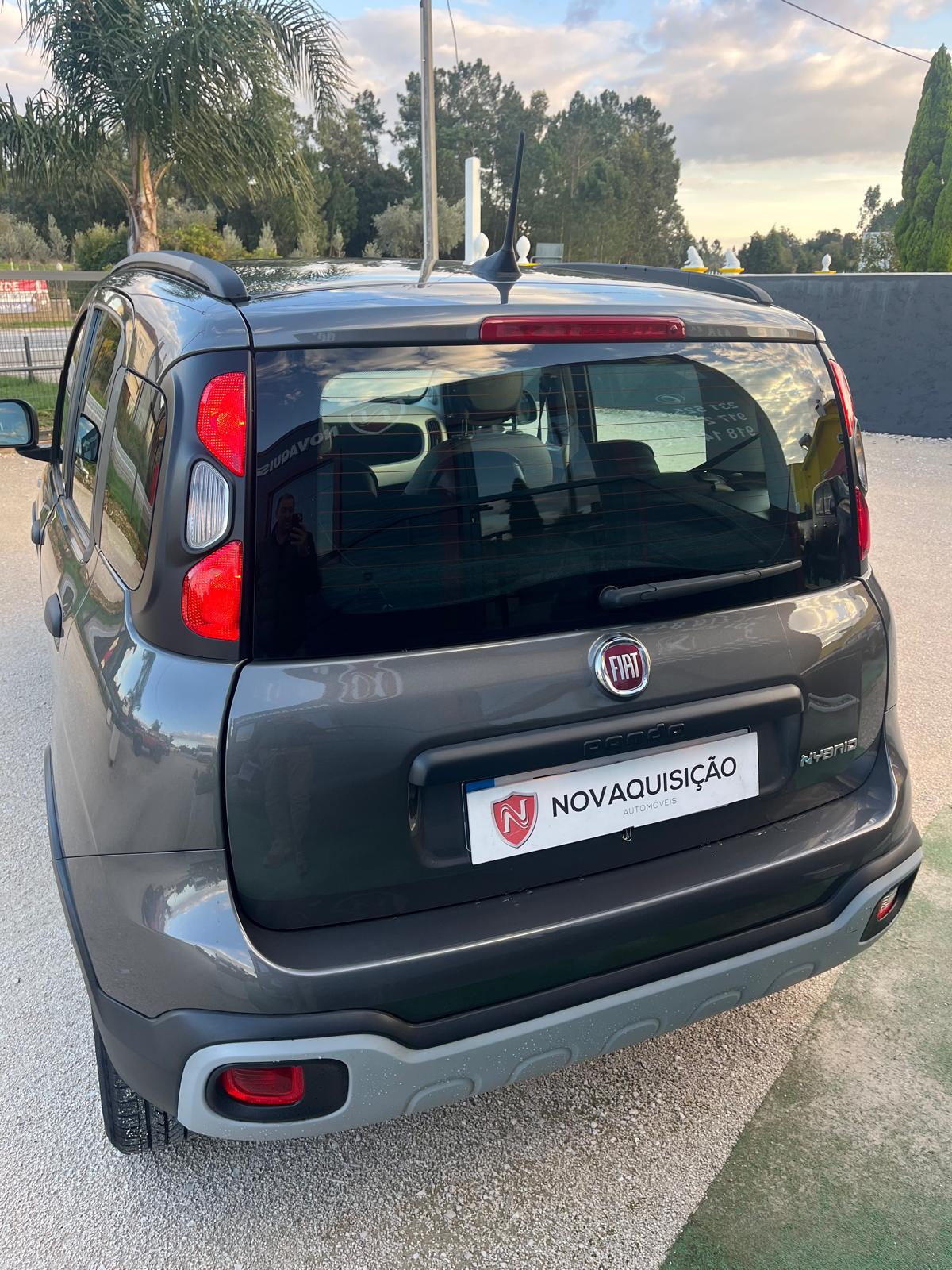 Fiat Panda 1.0 MILD-HIBRID GARMIN | Imagem 6