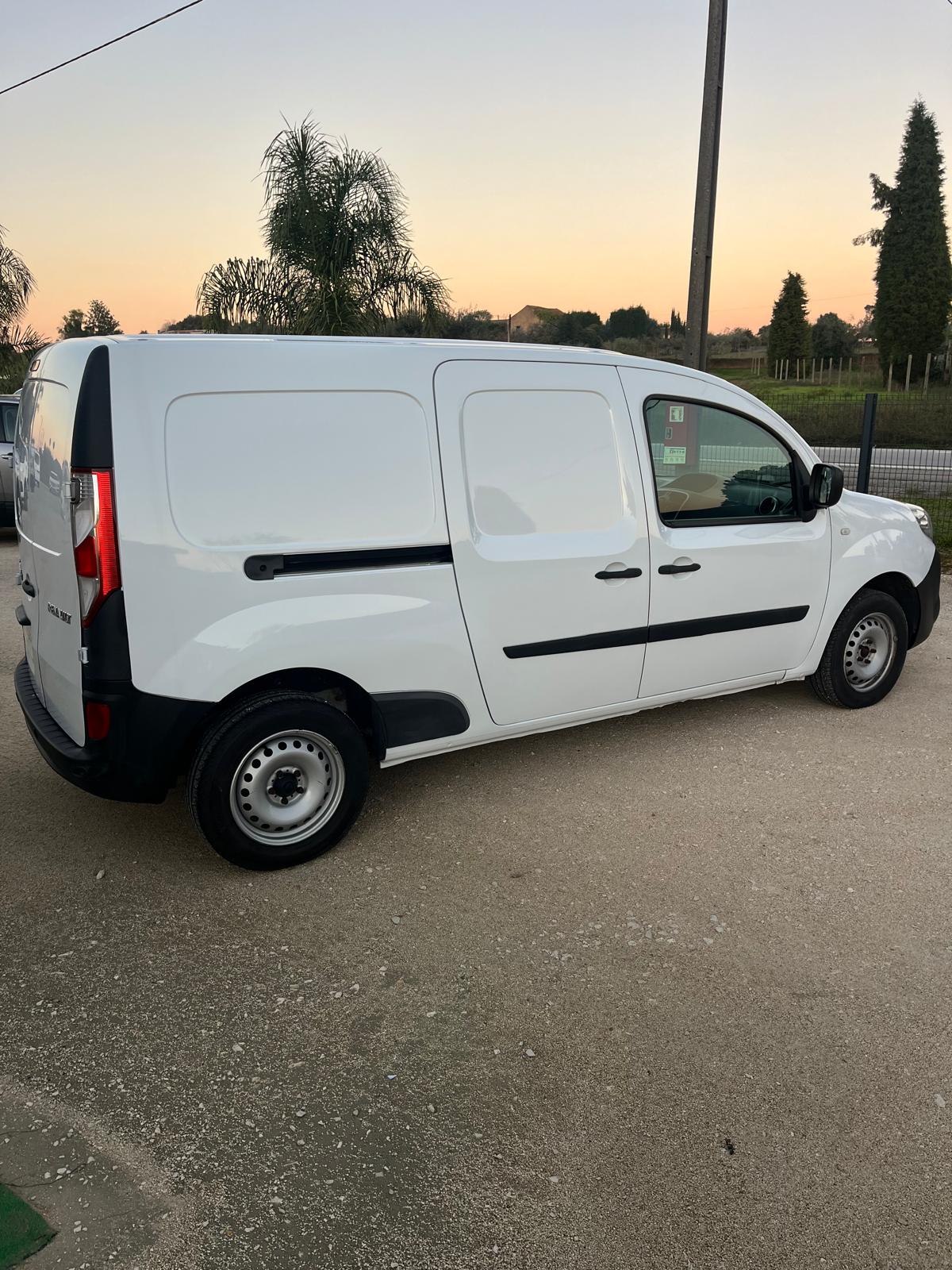 Renault Kangoo EXPRESS 1.5 DCI LONGA ENERGY MAXI | Imagem 9