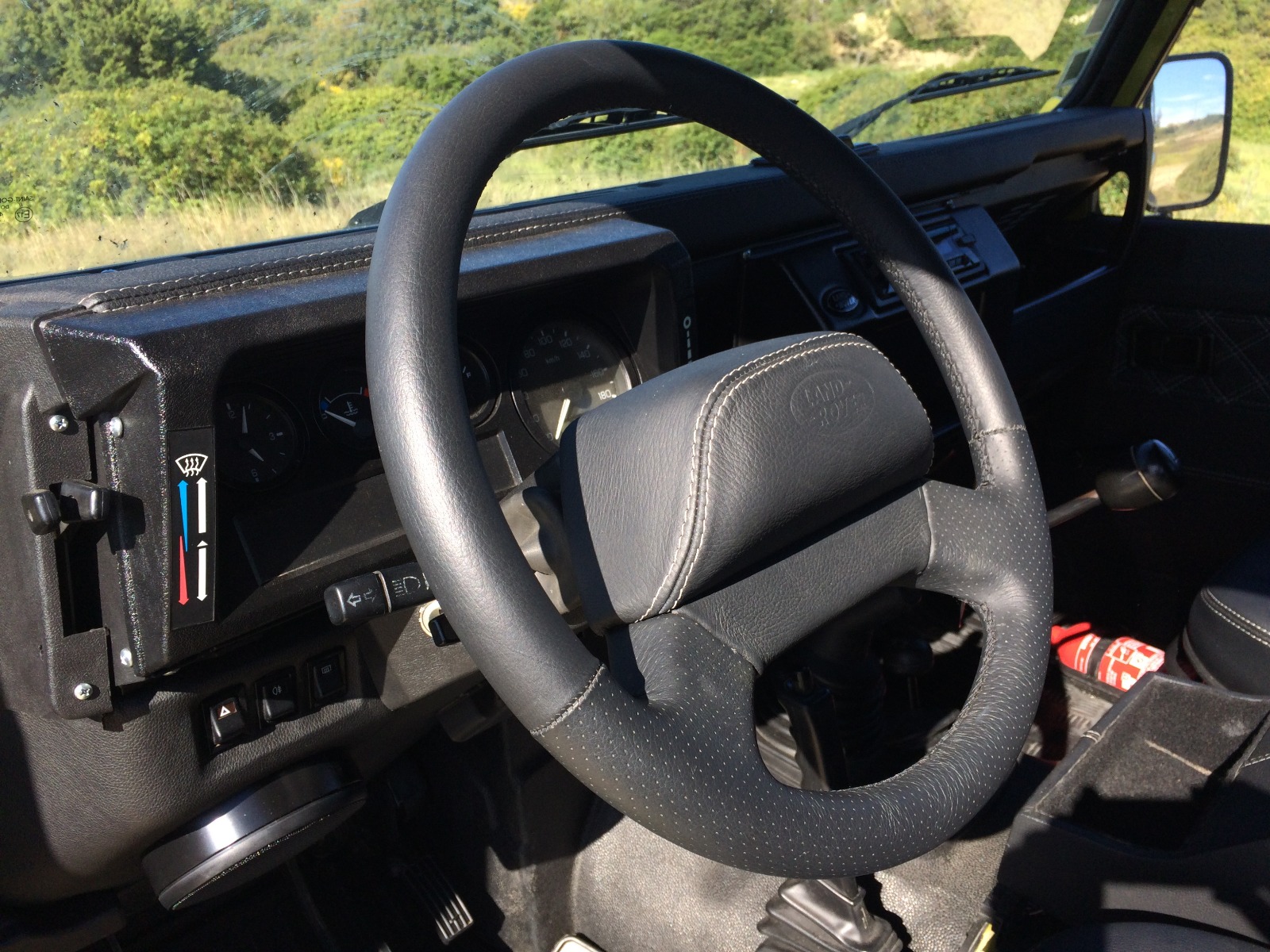 Land Rover Defender 110 2.5 TD5  9 LUGARES | Imagem 8