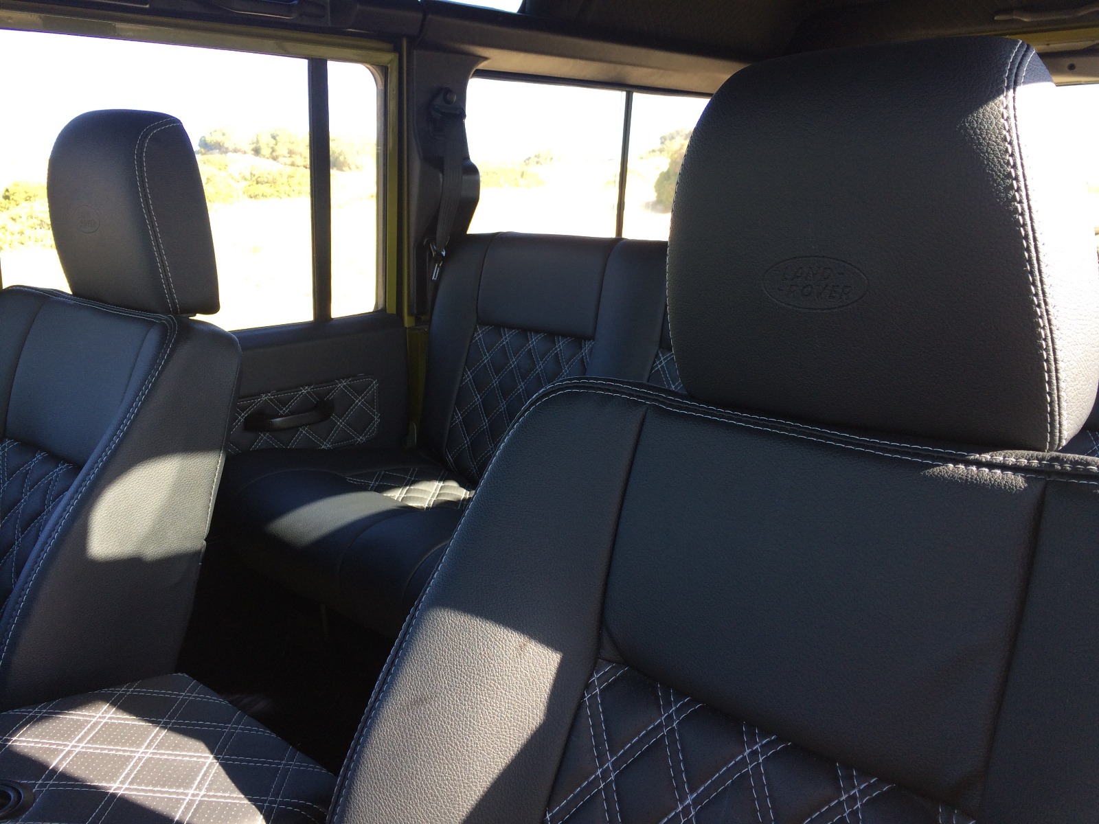 Land Rover Defender 110 2.5 TD5  9 LUGARES | Imagem 9