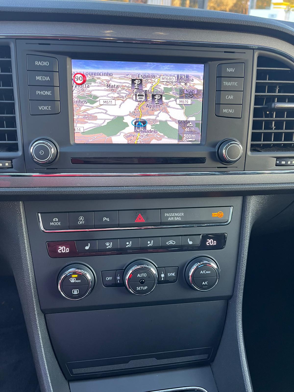 Seat Leon 2.0 TDI FR | Imagem 14