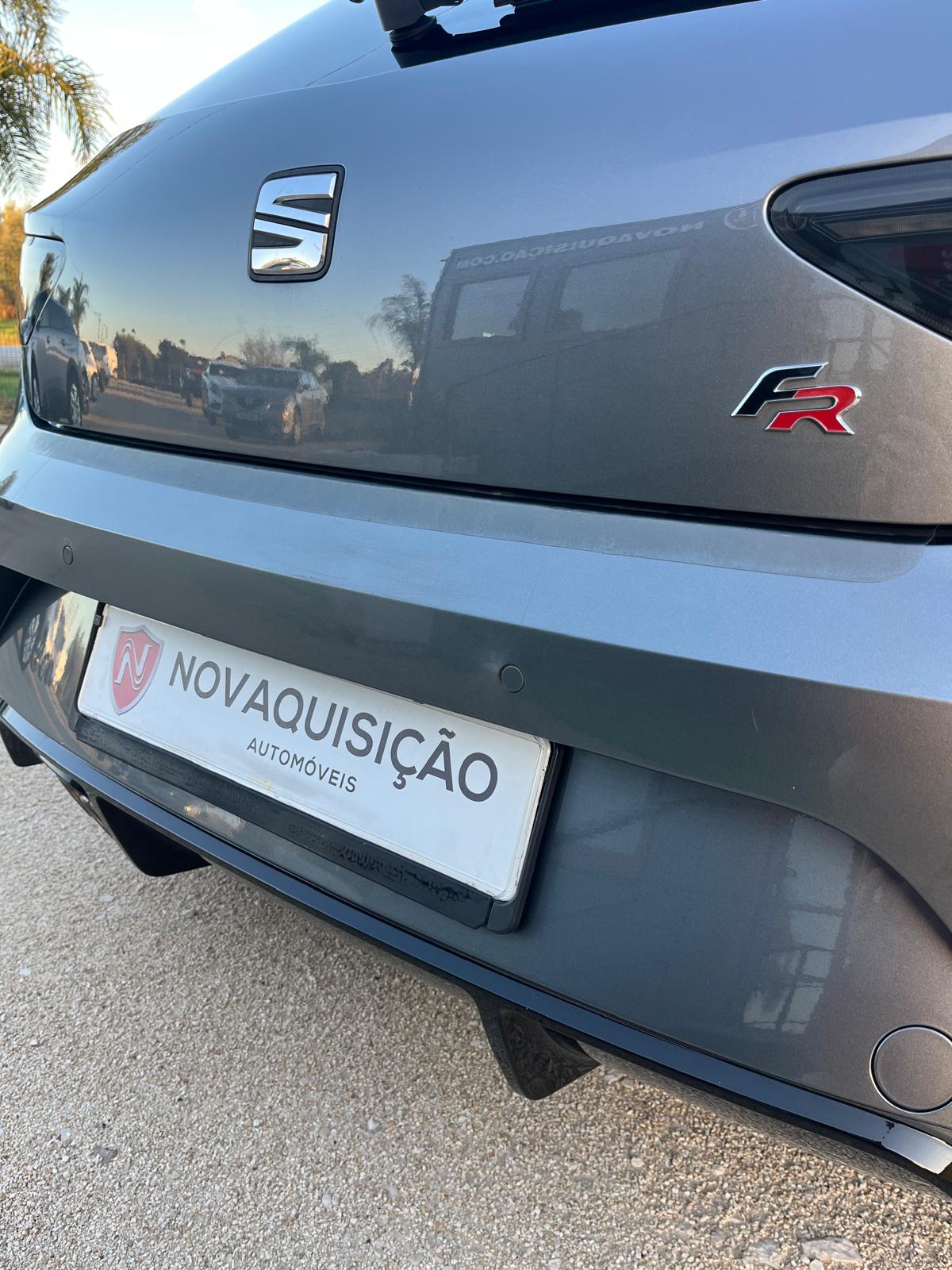 Seat Leon 2.0 TDI FR | Imagem 17