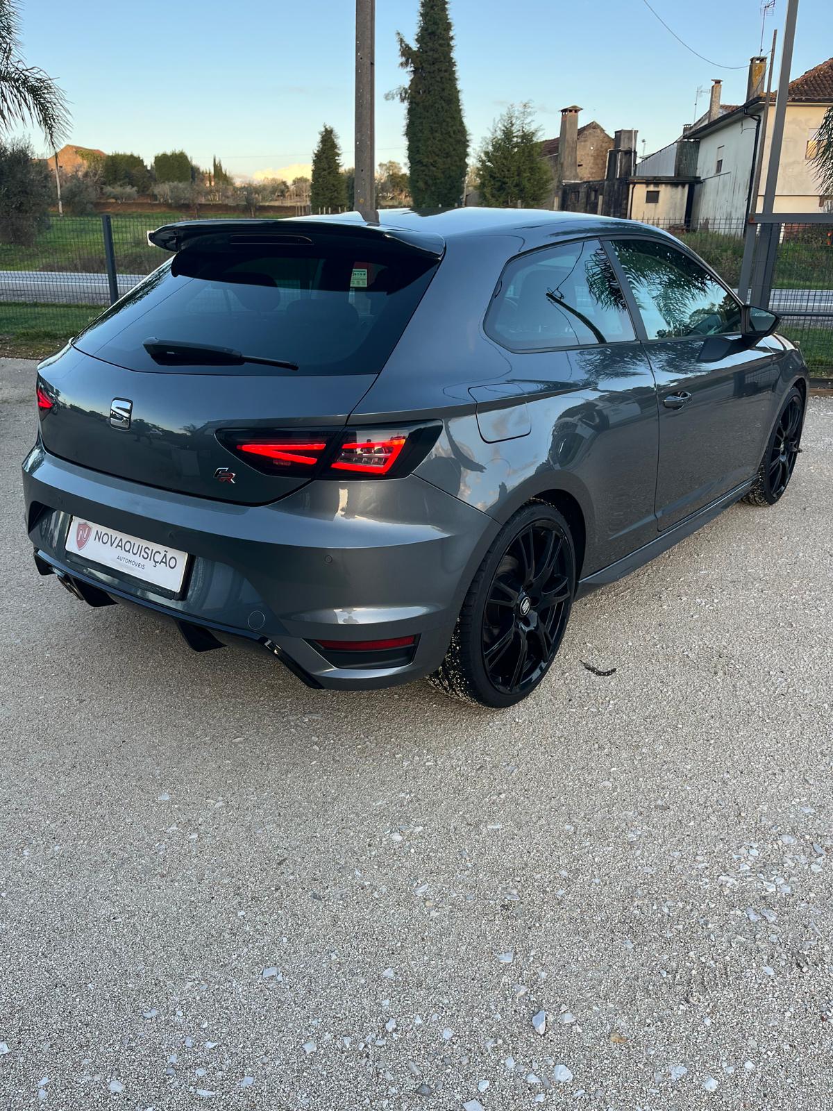 Seat Leon 2.0 TDI FR | Imagem 8