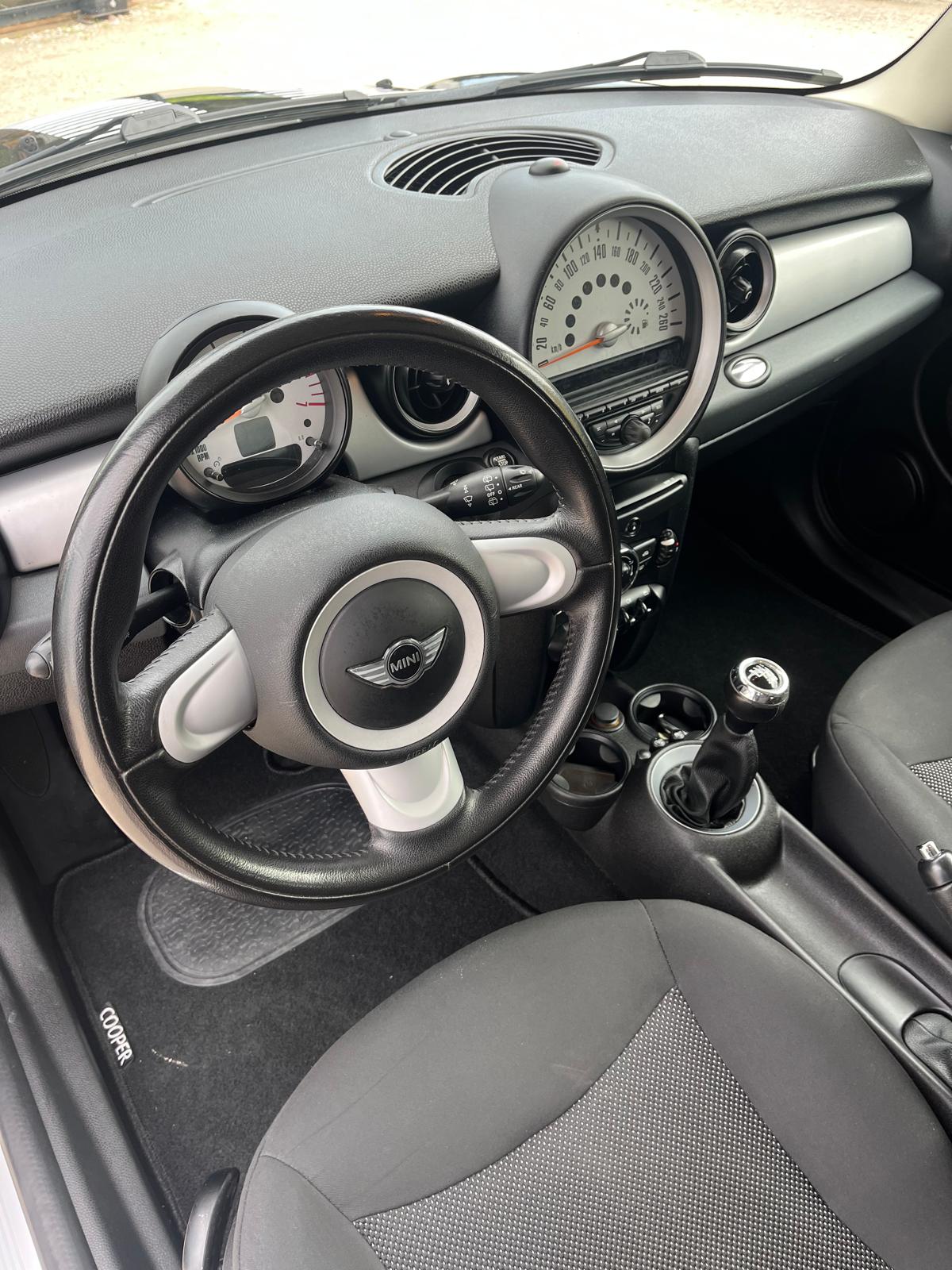MINI Cooper D | Imagem 12