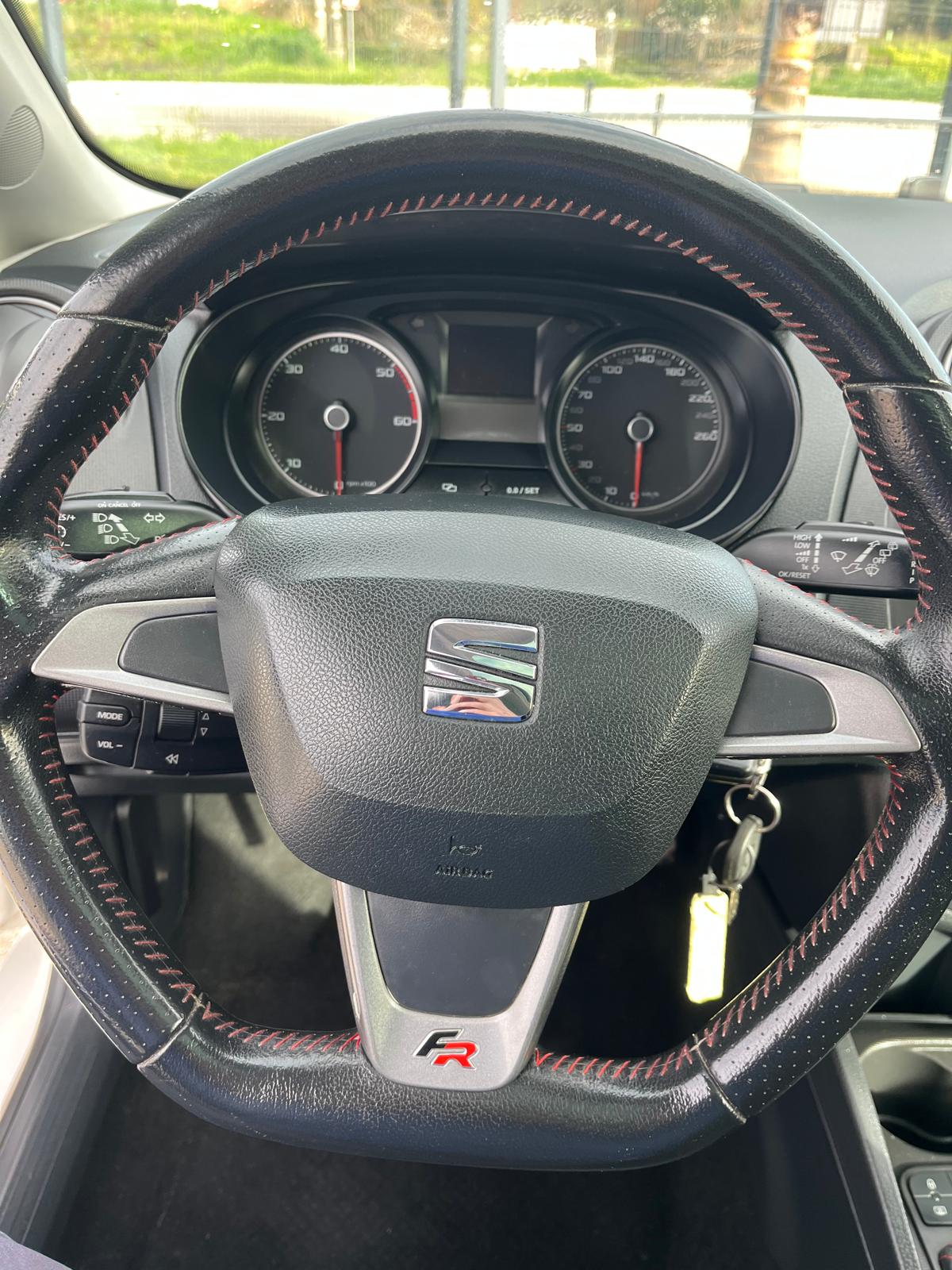 Seat Ibiza 1.6 TDI FR | Imagem 16