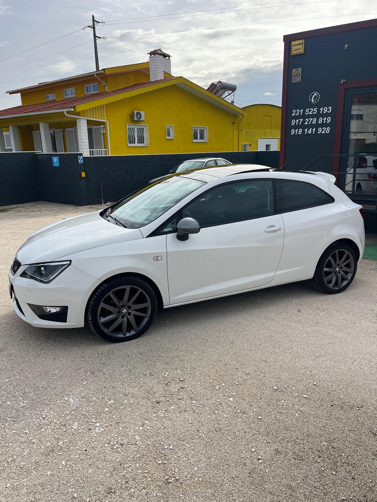 Seat Ibiza 1.6 TDI FR | Imagem 6