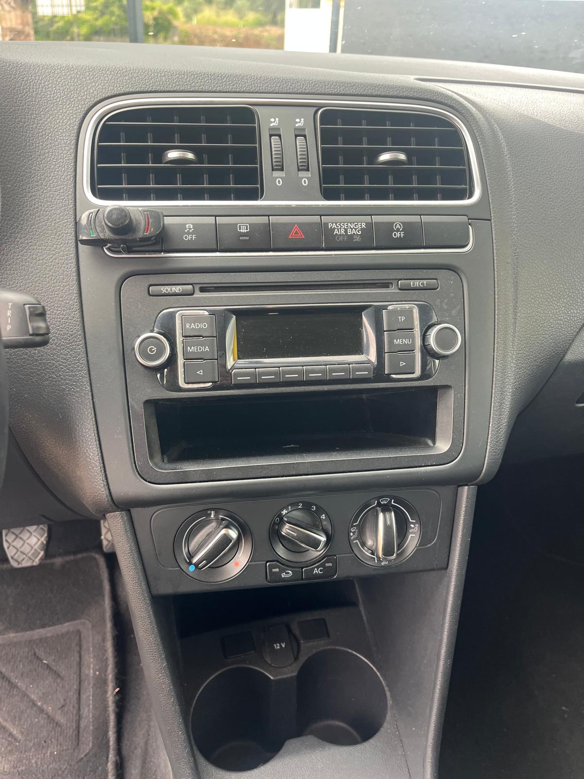 Volkswagen Polo 1.2 TDI CONFORTLINE BLUEMOTION | Imagem 13