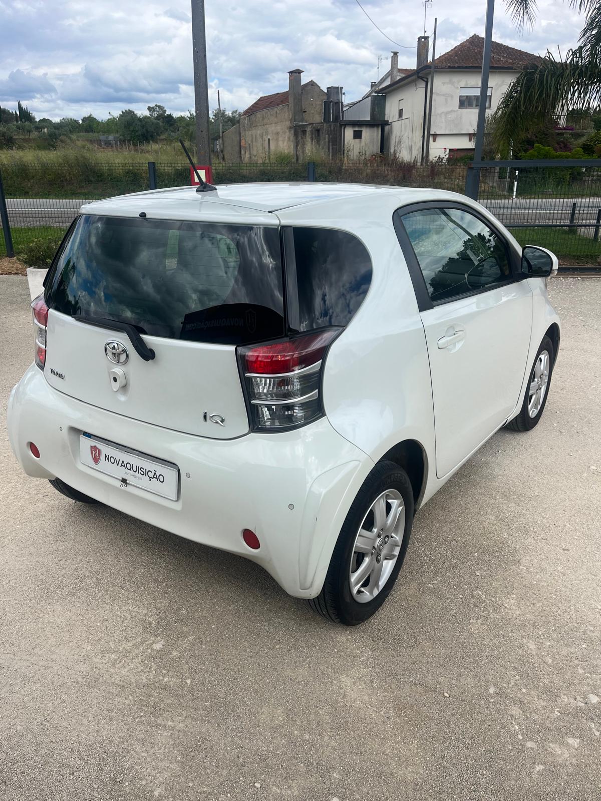 Toyota iQ 1.4 D-4D | Imagem 6