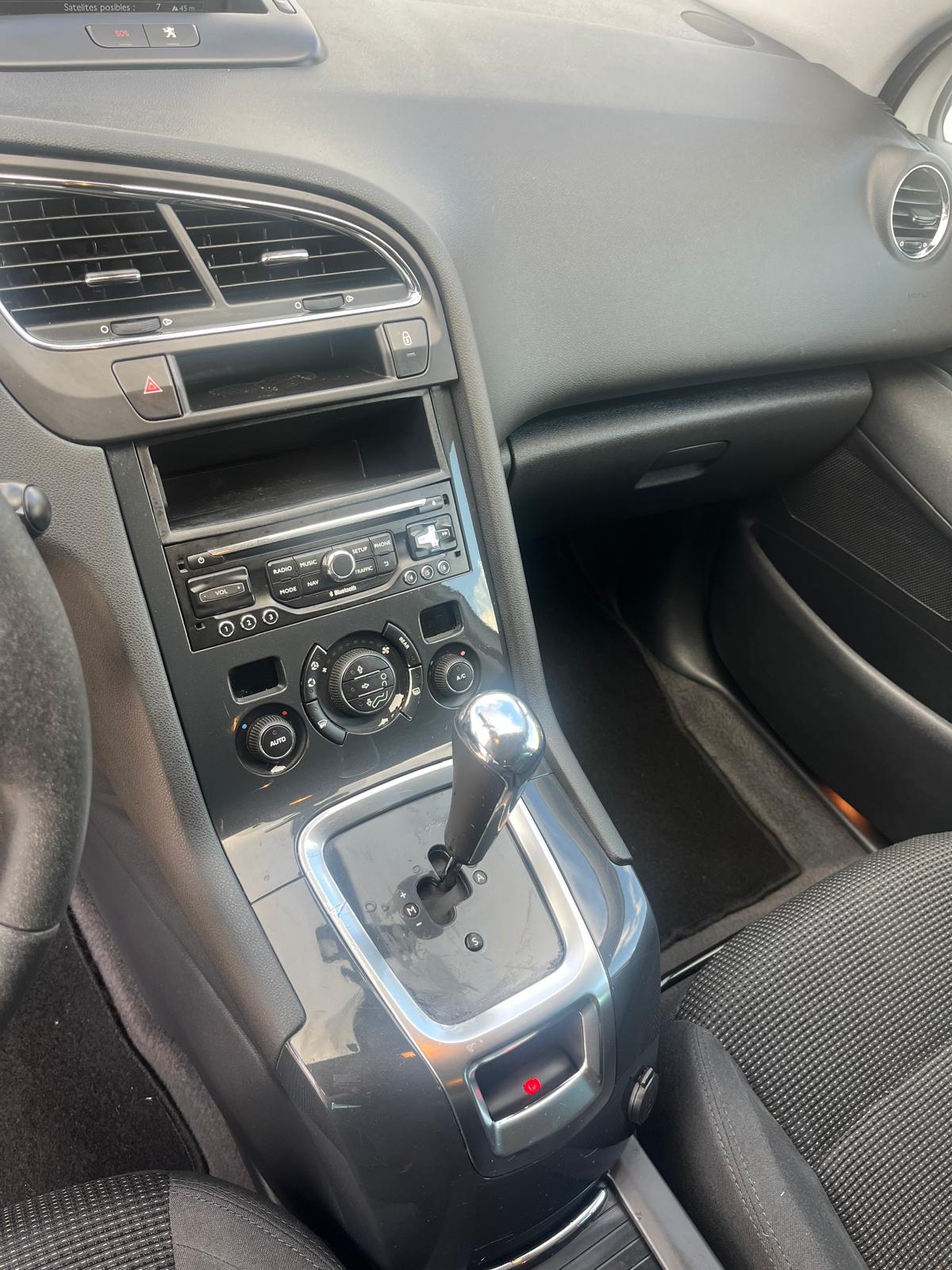 Peugeot 5008 1.6 E-HDI ALLURE | Imagem 10